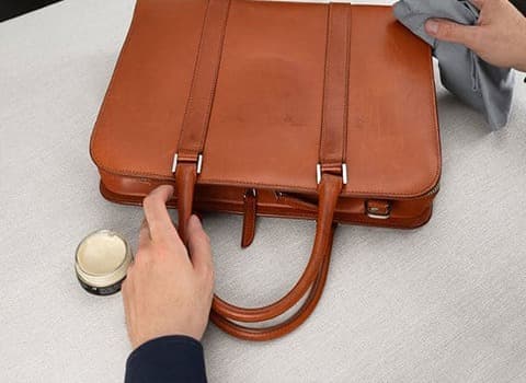 تصویر 4 از خرید واکس کیف چرمی + فروش استثنایی